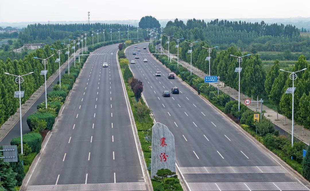 9f9e98b56eb3b9d7a3aaf86a9af93b45